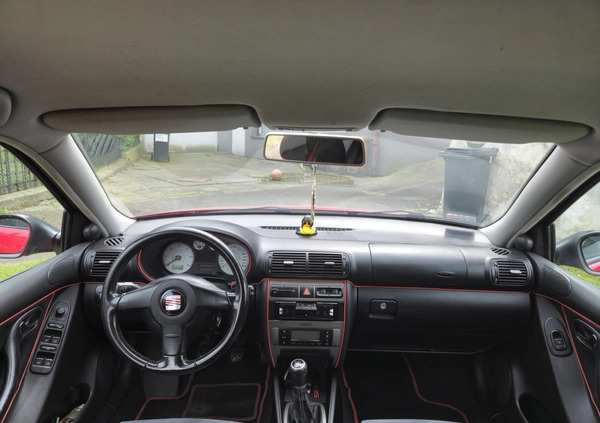 Seat Leon cena 23000 przebieg: 203600, rok produkcji 2004 z Szczuczyn małe 121